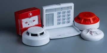 What Are The Two Types Of Smoke Detection Technologies