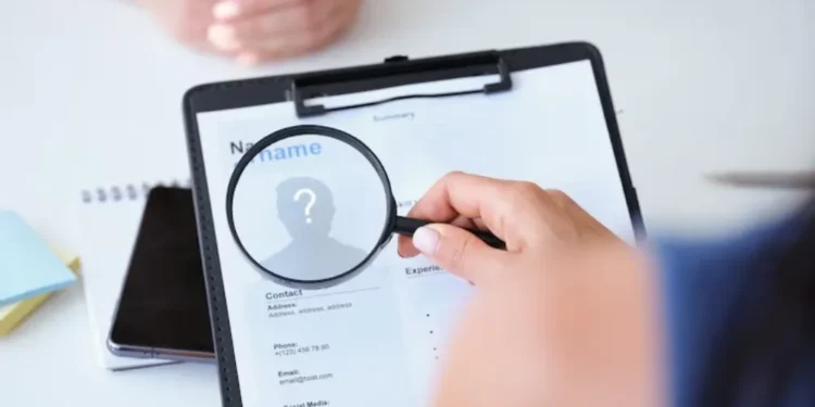 Can A Real Estate Agent Give Out Personal Information