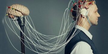 How can mind reading Technology in the 21st century be blocked